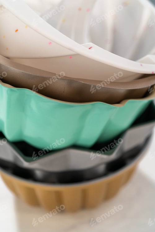Preview: Bundt Cake Tools and Equipment