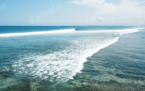 Preview: Texture of the sea surface with waves