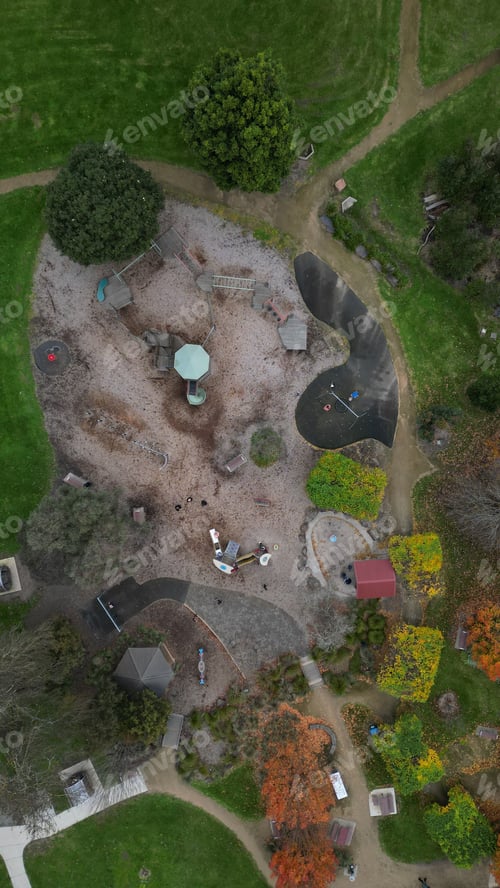 Preview: the aerial view shows a park and other landscaping features on a hillside