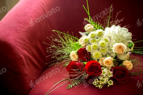 Preview: Beautiful bridal bouquet