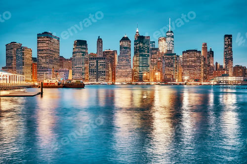 Preview: Manhattan skyline at dusk, New York.