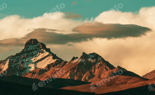 Preview: Mountains in Bolivia