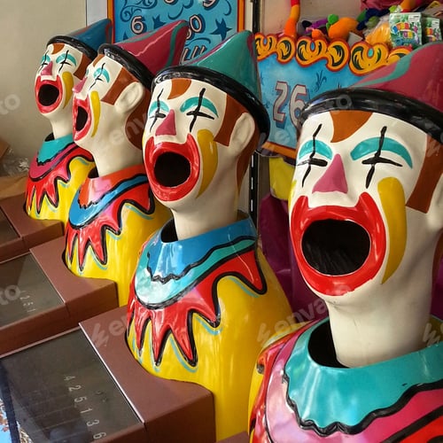 Preview: Laughing clown game at carnival
