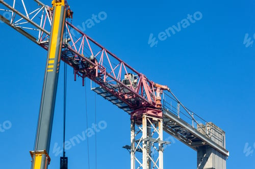 Preview: Disassembly of a tower crane