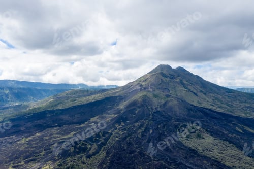 Preview: Mount Agung volcano closeup