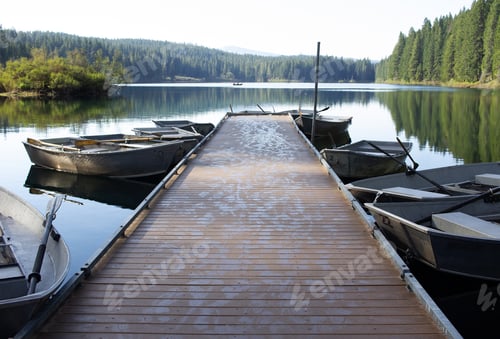 Preview: Boats on still water at Clear Lake, Oregon