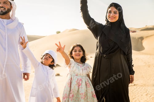 Preview: Arabian family in the desert