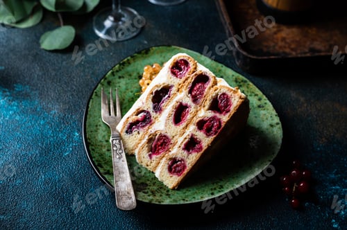 Preview: Cherry cake. Russian cake