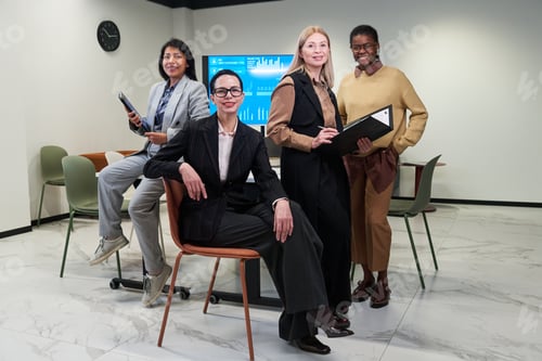 Preview: Diverse Group of Young Adult and Middle Aged Women Collaborating in Office