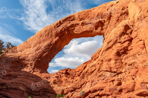 Preview: South Window Arch in Arches National Park in Utah