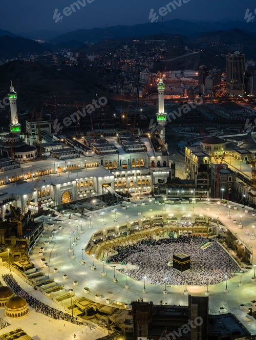 Preview: The Hajj annual Islamic pilgrimage to Mecca, night