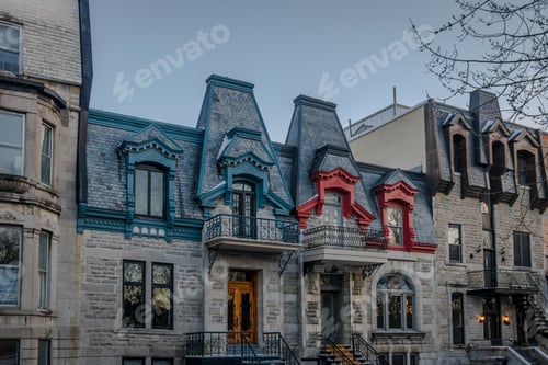 Aperçu: Colorful Victorian Houses in Square Saint Louis - Montreal, Quebec, Canada
