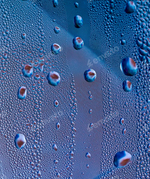 Preview: Water drops on the glass surface