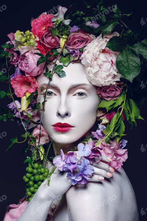 Preview: Beautiful flower queen