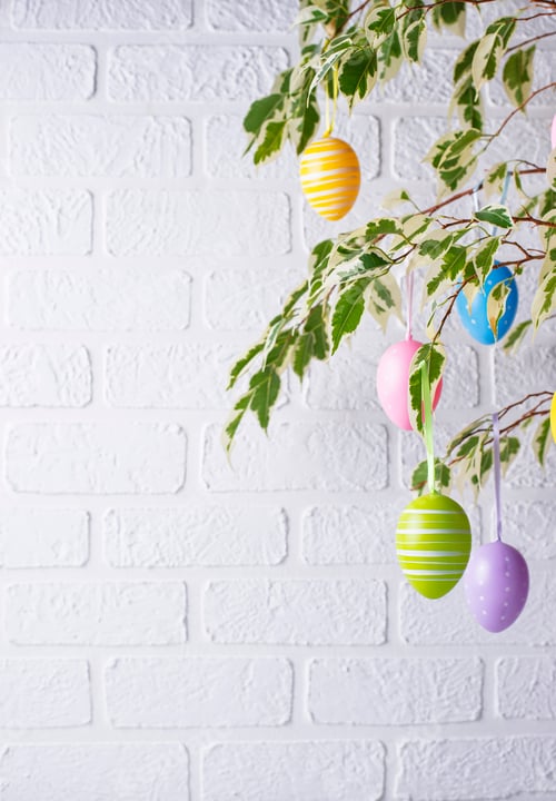 Preview: Traditional Easter tree with eggs