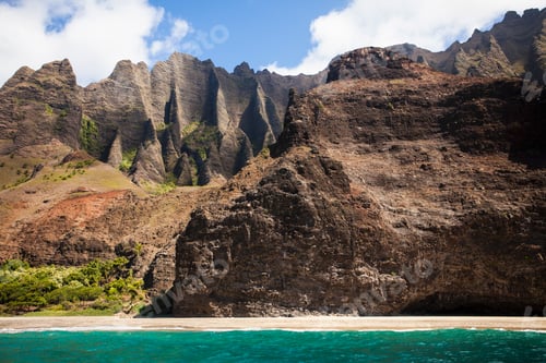 Preview: Na Pali Cliffs seen from the Pacific Ocean, Kauai, Hawaii