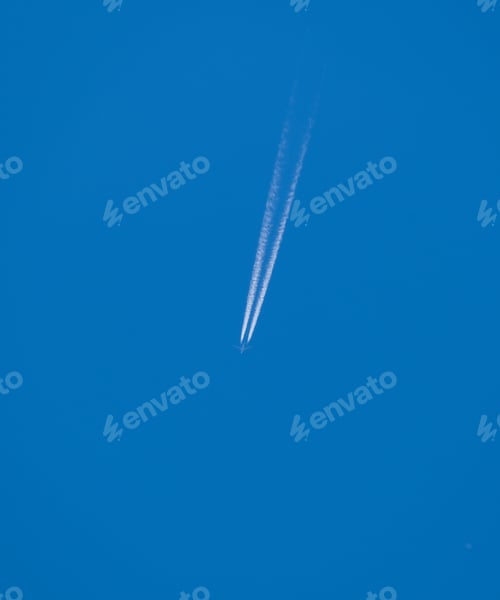 Preview: Airplane con trail