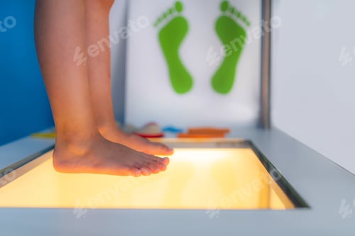 Preview: Feet scan for children, checking for statuses of sole and supporting structures of a foot