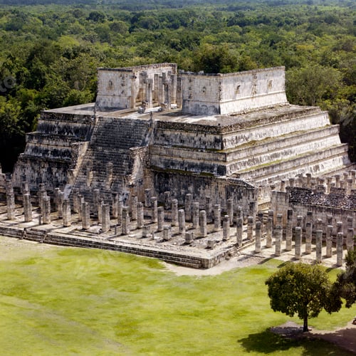 Preview: Mayan ruins at Chichin Itza on the Yacatan Peninsula in Mexico