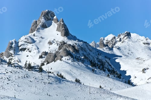 Preview: snow mountain