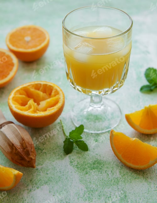 Preview: Glass of juice