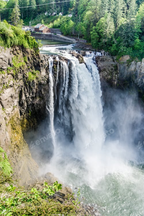 Preview: A View Of Majestic Snoqualmie Falls In Washington State.