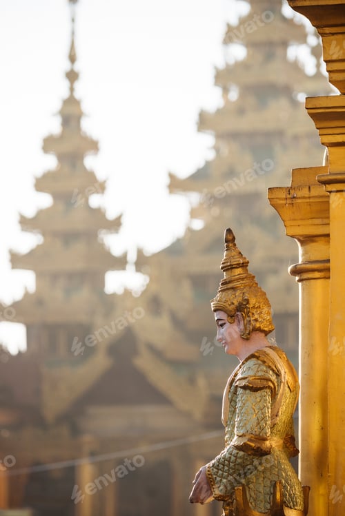 Preview: Statue at buddhist temple, Shwedagon Pagoda, Yangon, Myanmar