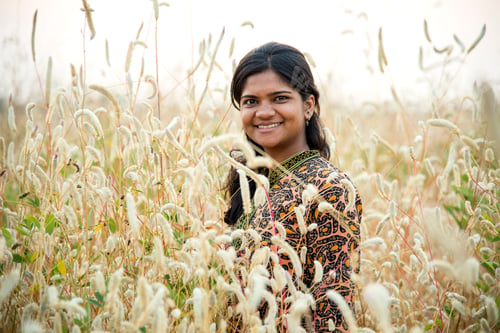 Preview: Smiling woman farmer in agricultural field