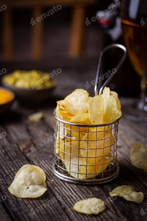 Preview: Crunchy delicious potato chips