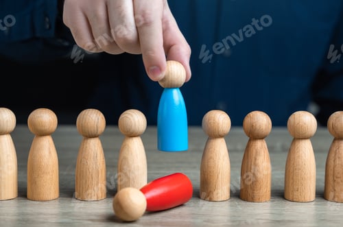 Preview: Change of employees on staff.