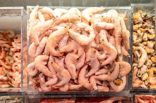 Preview: Close-up shooting of seafood. Photo of shrimp in the supermarket.