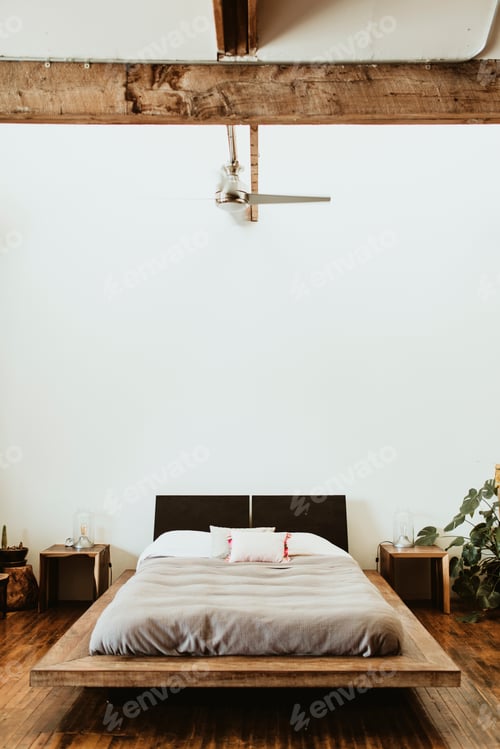 Preview: Industrial bedroom with dark wooden floors