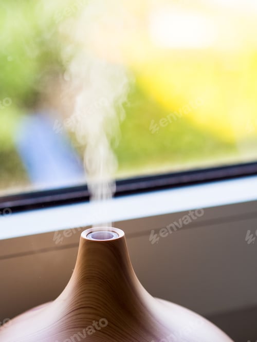 Preview: Closeup shot of an aroma smoke diffuser with a blurred background