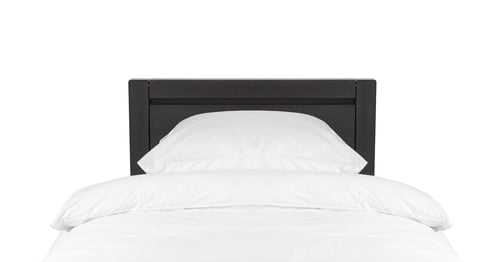 Preview: Bed isolated