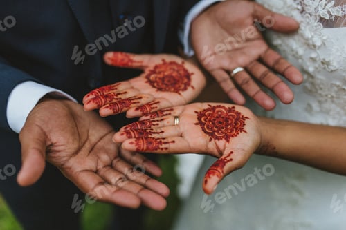 Preview: Hands