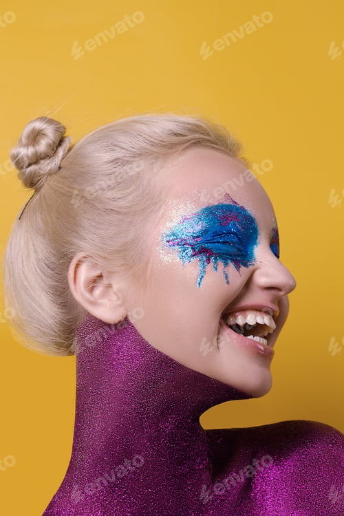 Preview: Beautiful Portrait Of A Girl With Art Make-Up And A Painted Body