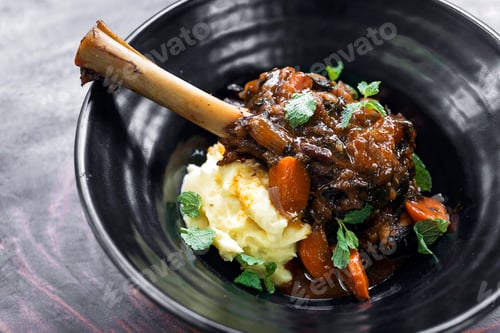 Preview: lamb and vegetable stew with mashed potato