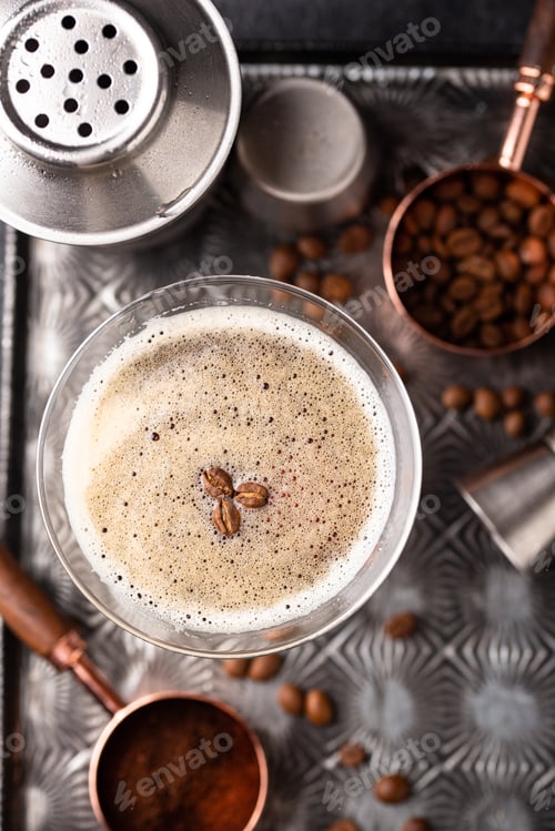 Preview: Espresso Martini cocktails with coffee beans