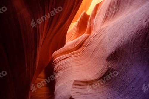 Preview: Beautiful Antelope canyon, Navajo land east of Page, USA