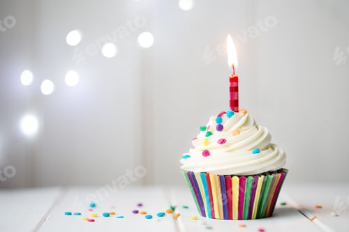 Preview: Birthday cupcake