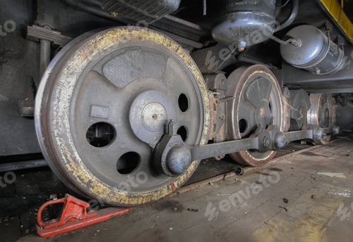 Preview: Wheels of the diesel locomotive close up