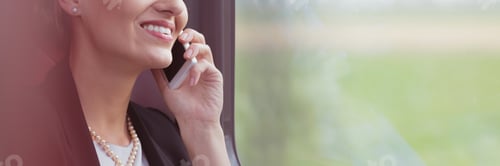 Preview: Businesswoman talking on the phone
