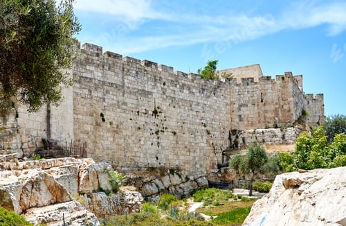 Preview: The wall of the old city of Jerusalem, built in the 16th century