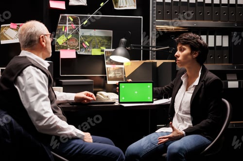 Preview: Private investigators working overtime at criminal case