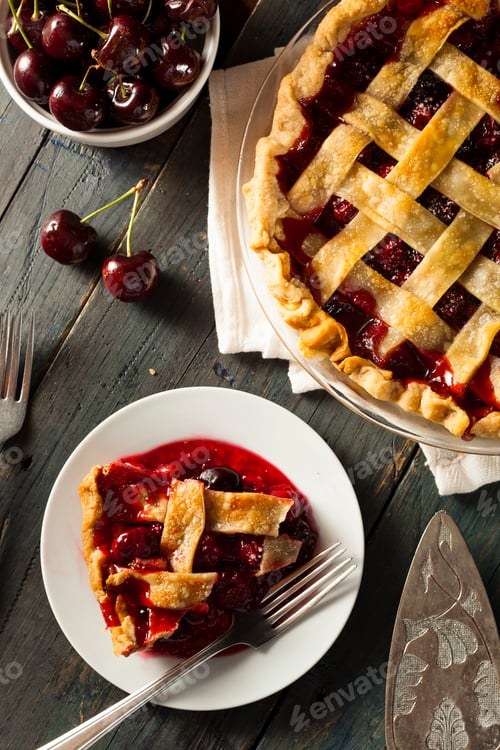 Preview: Delicious Homemade Cherry Pie