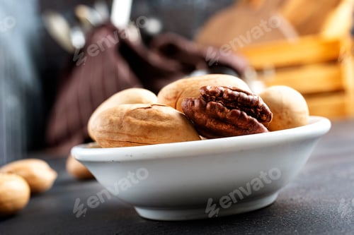 Preview: pecan