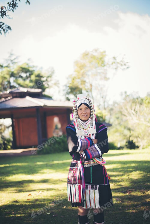 Preview: woman Hill tribe hmong hilltribe in beautiful costume dress