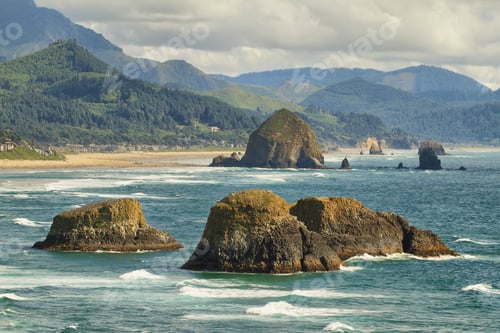 Preview: Cannon Beach in Oregon