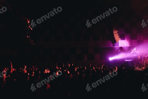 Preview: Purple concert lights.
