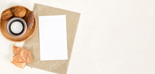 Visualização: Maquete de cartão de papelaria de convite de casamento